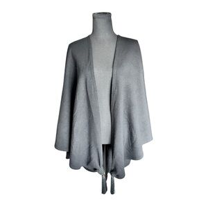 Carlisle/Sport 100% Lambswool Cape Wrap w/ Tassels (One Size) Black Luxe